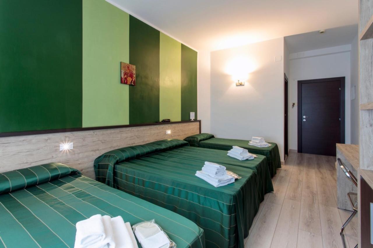 Hotel Bellavista Порто Сан Джорджио Екстериор снимка