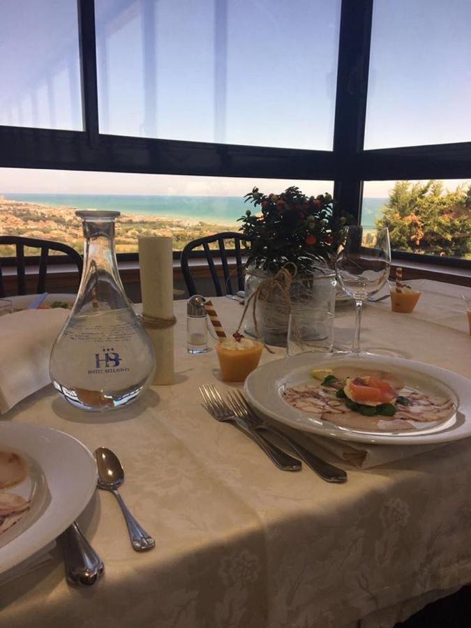 Hotel Bellavista Порто Сан Джорджио Екстериор снимка